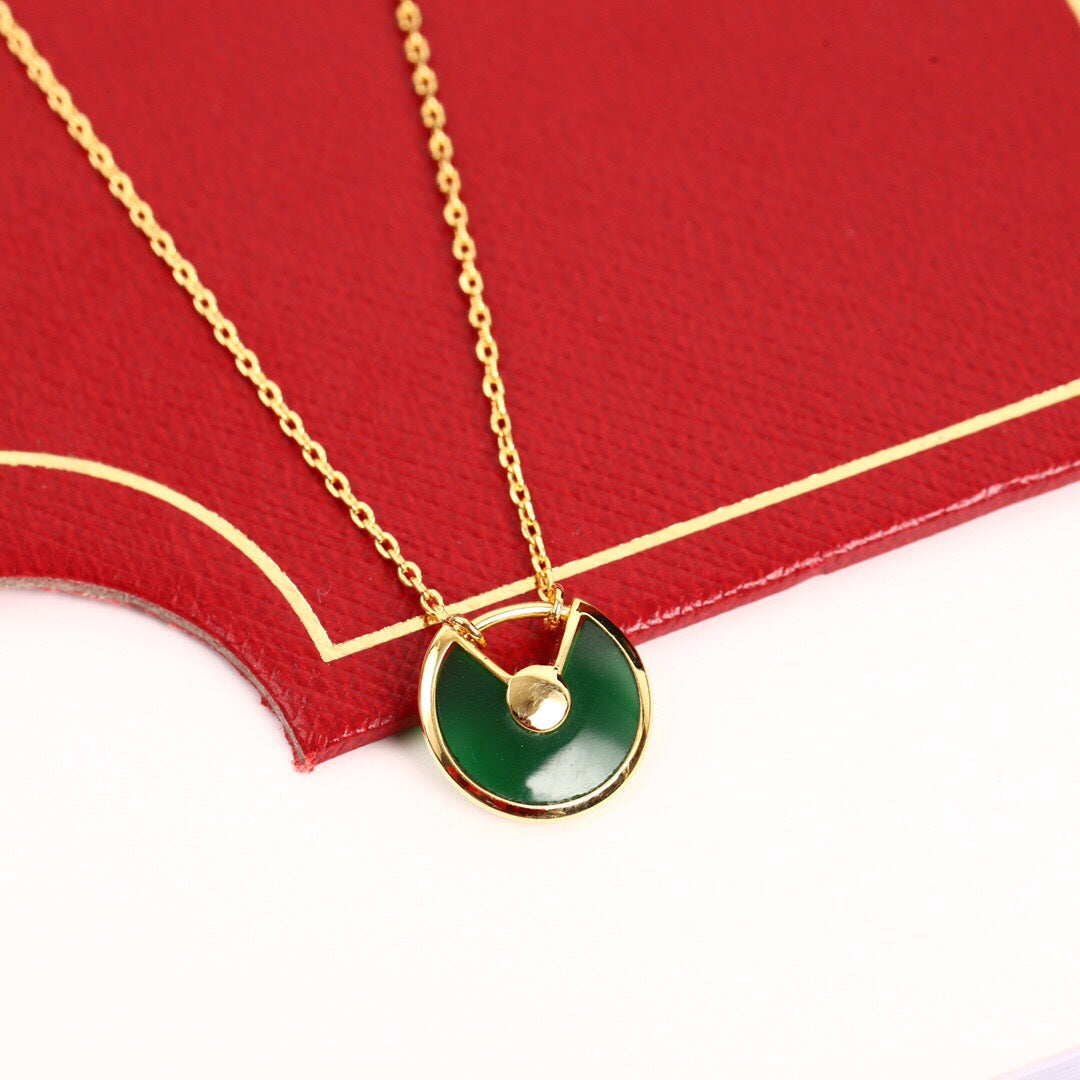 AMULETTE GOLD MALACHITE NECKLACE