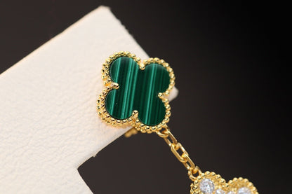 CLOVER EARRINGS GOLD MALACHITE DIAMOND 3 MOTIF