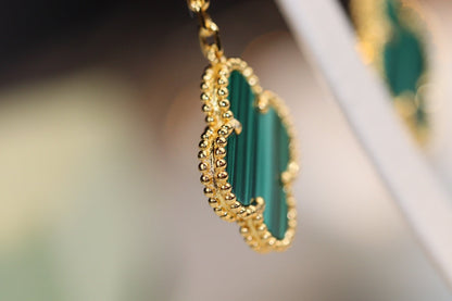 CLOVER EARRINGS GOLD MALACHITE DIAMOND 3 MOTIF