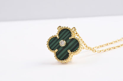 CLOVER CLOVER PEDANT MALACHITE GOLD NECKLACE