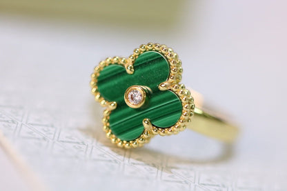 CLOVER MALACHITE RING GOLD DIAMOND