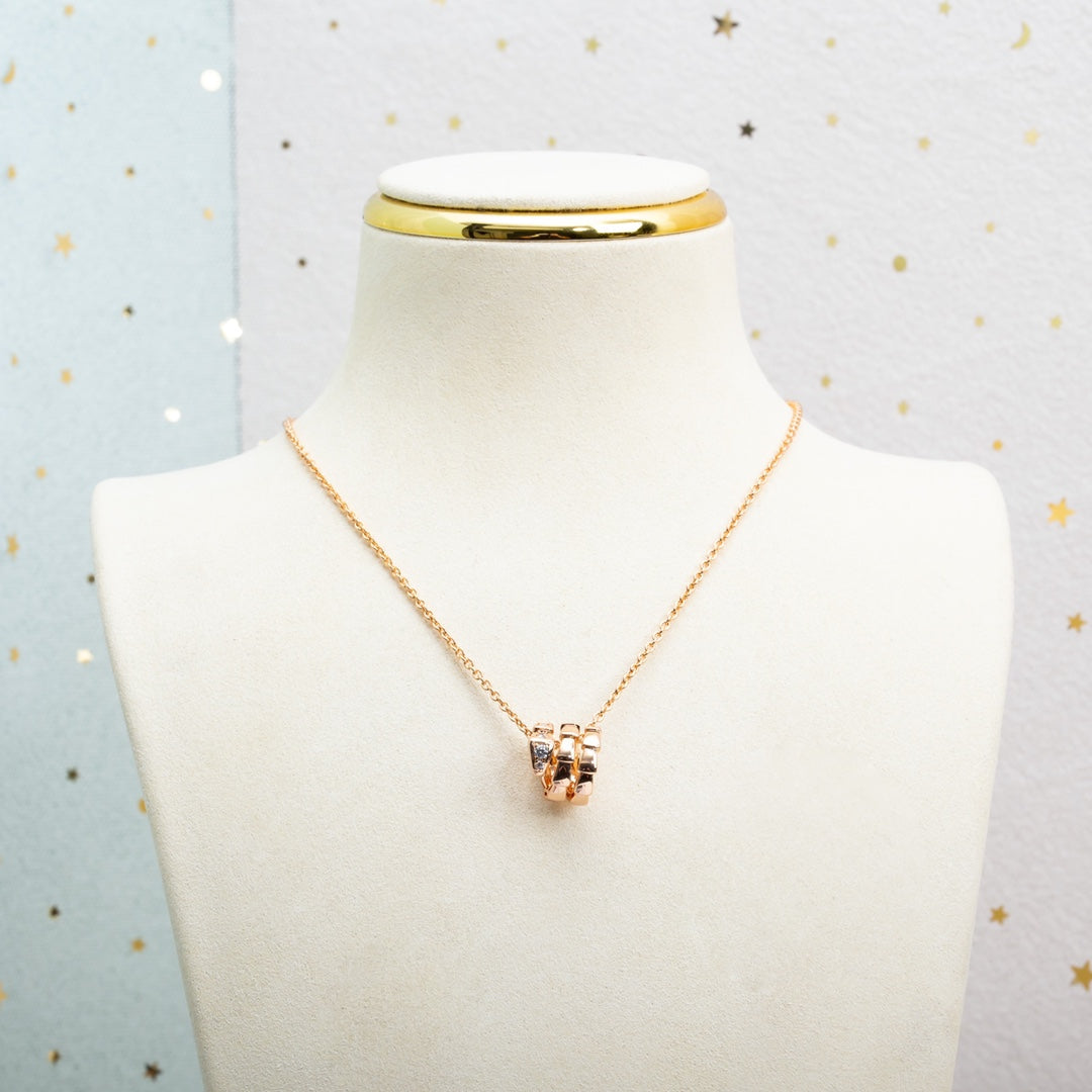 SERPENTI PINK GOLD NECKLACE DIAMOND