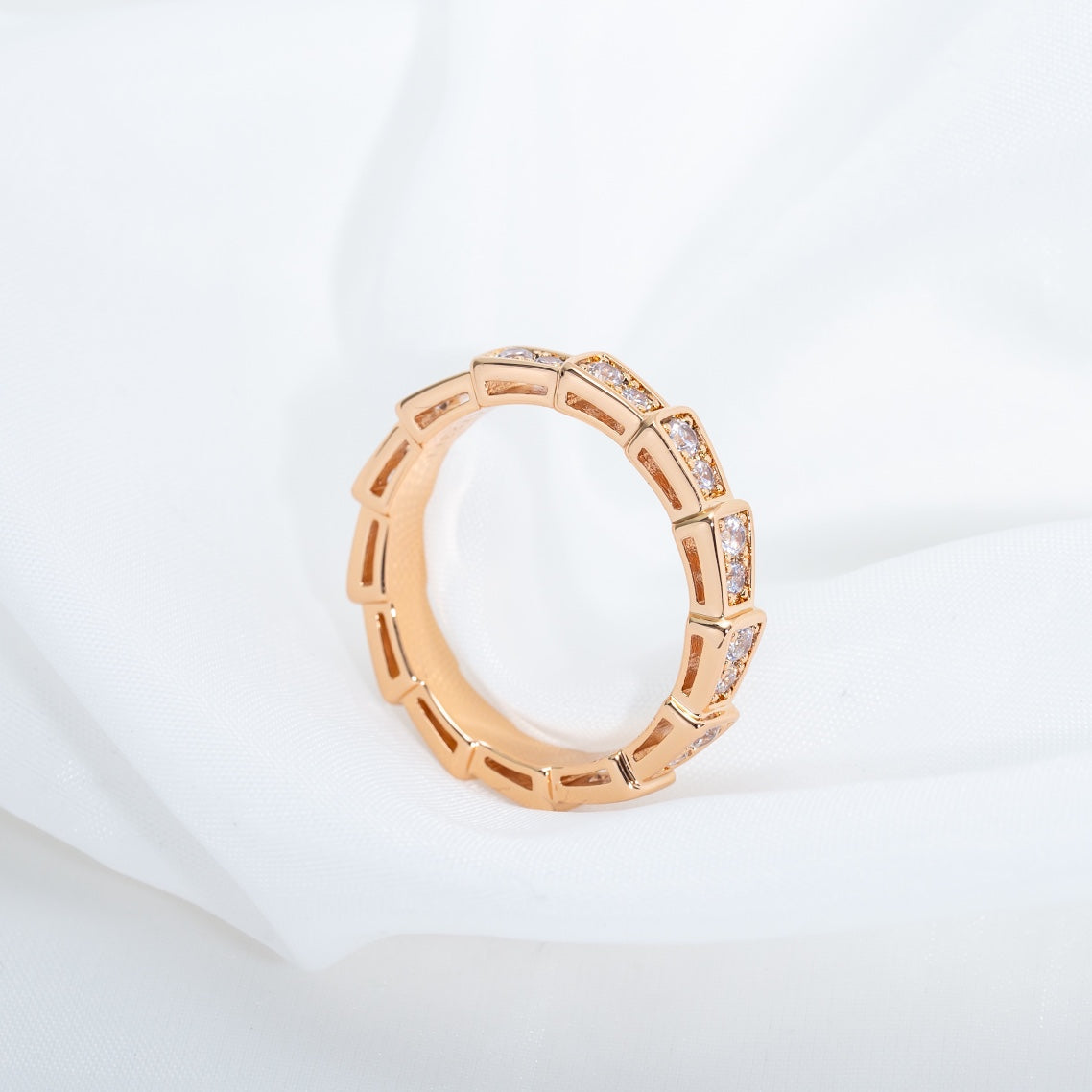 SERPENTI RING PINK GOLD DIAMOND PAVED 3MM