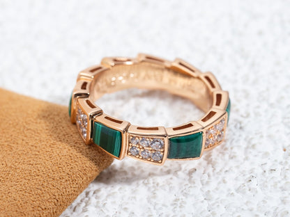 SERPENTI RING PINK GOLD MALACHITE DIAMOND PAVED 4MM