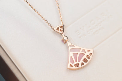 DREAM NECKLACE PINK MOP DIAMOND