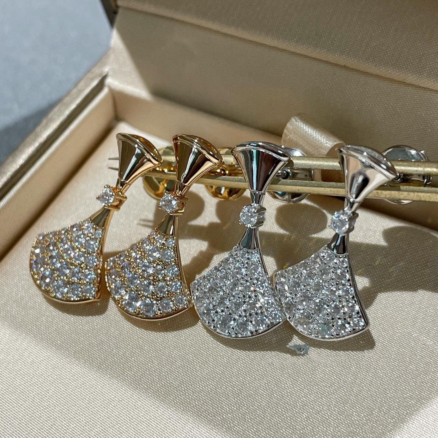 DREAM EARRINGS DIAMOND