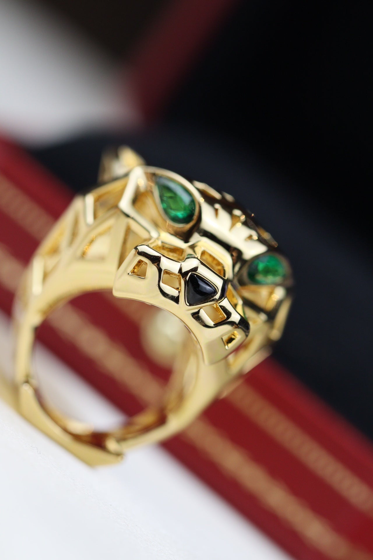 PANTHERE 31MM RING ONYX AND TSAVORITE GARNETS