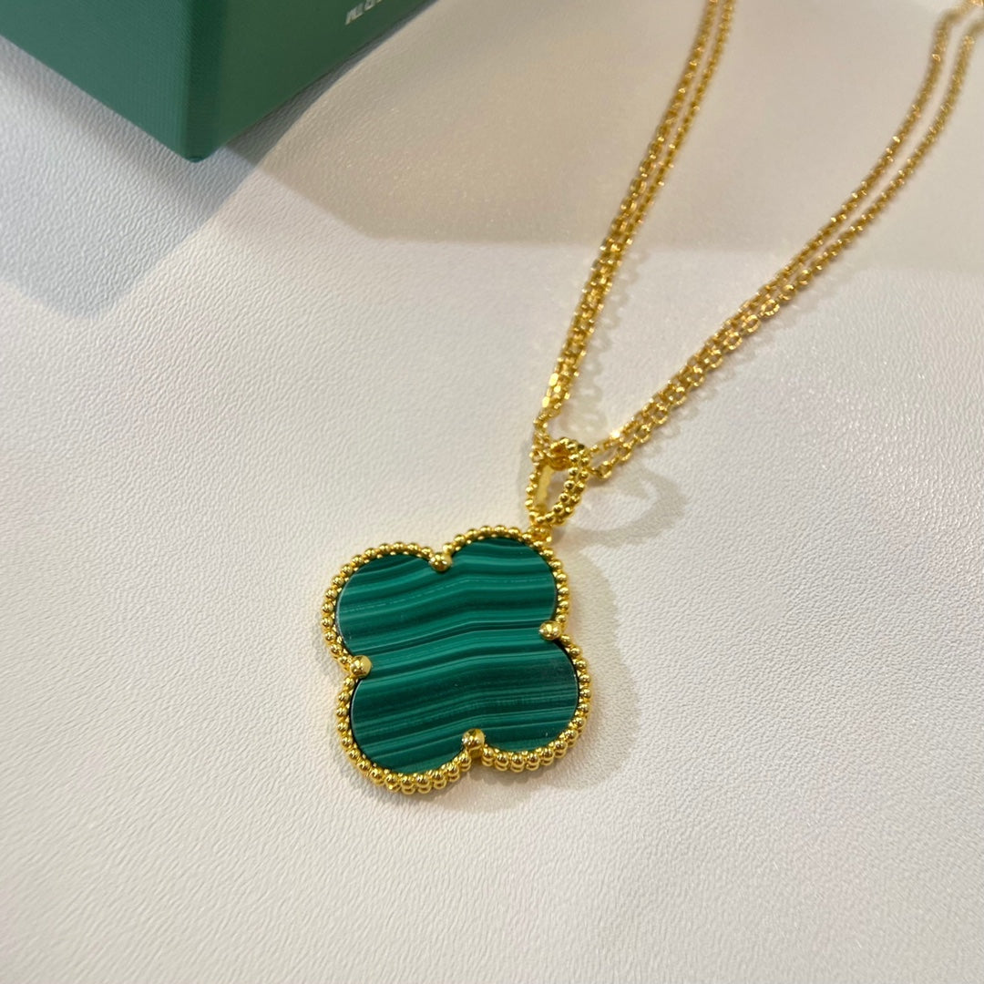 CLOVER MALACHITE GOLD NECKLACE