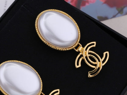 DOUBLE C GOLD WHITE DROP EARRINGS