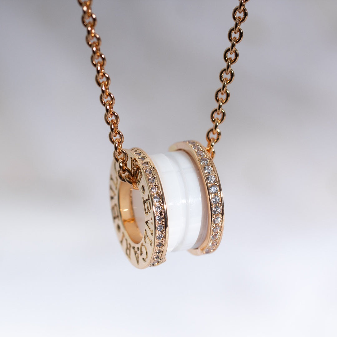 ZERO 1 WHITE CERAMIC PINK GOLD DIAMOND NECKLACE