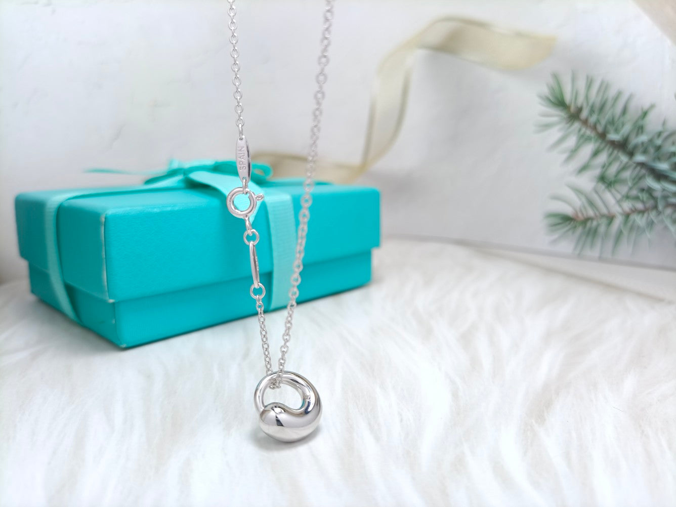 SNAIL PEDANT SILVER NECKLACE