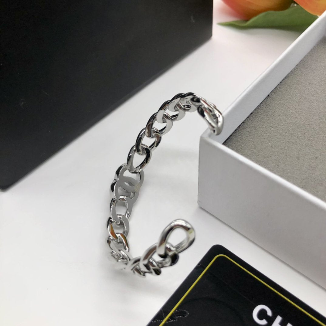 DOUBLE C SILVER CUFF BRACELET