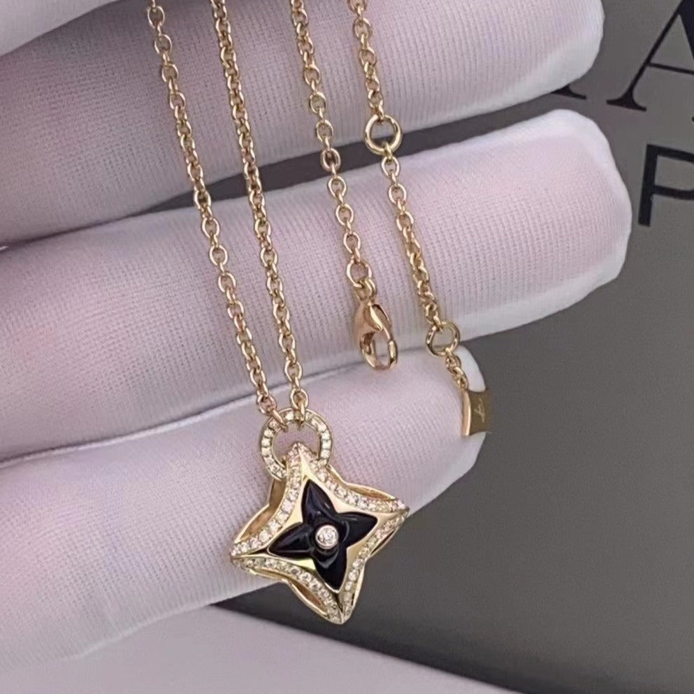 STAR PEDANT PINK GOLD DIAMOND NECKLACE