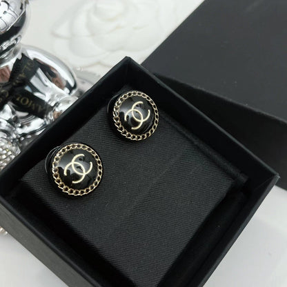 DOUBLE C BLACK ENAMEL STUD EARRINGS