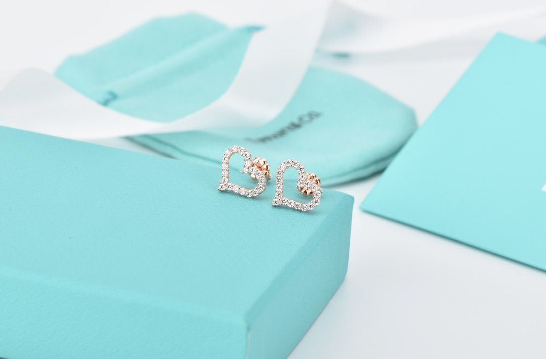 OPEN HEART STUD DIAMOND EARRINGS