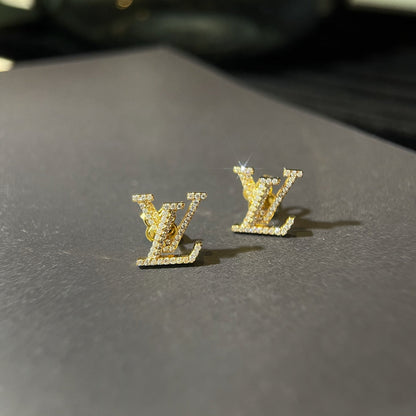 LV LOGO DIAMOND STUD EARRINGS