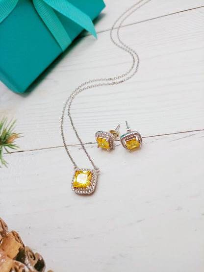 SPARKLERS CITRINE GEMSTONE PENDANT NECKLACE STERLING SILVER