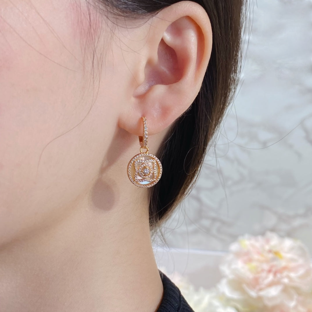 LOTUS DIAMOND MOP PINK GOLD EARRINGS