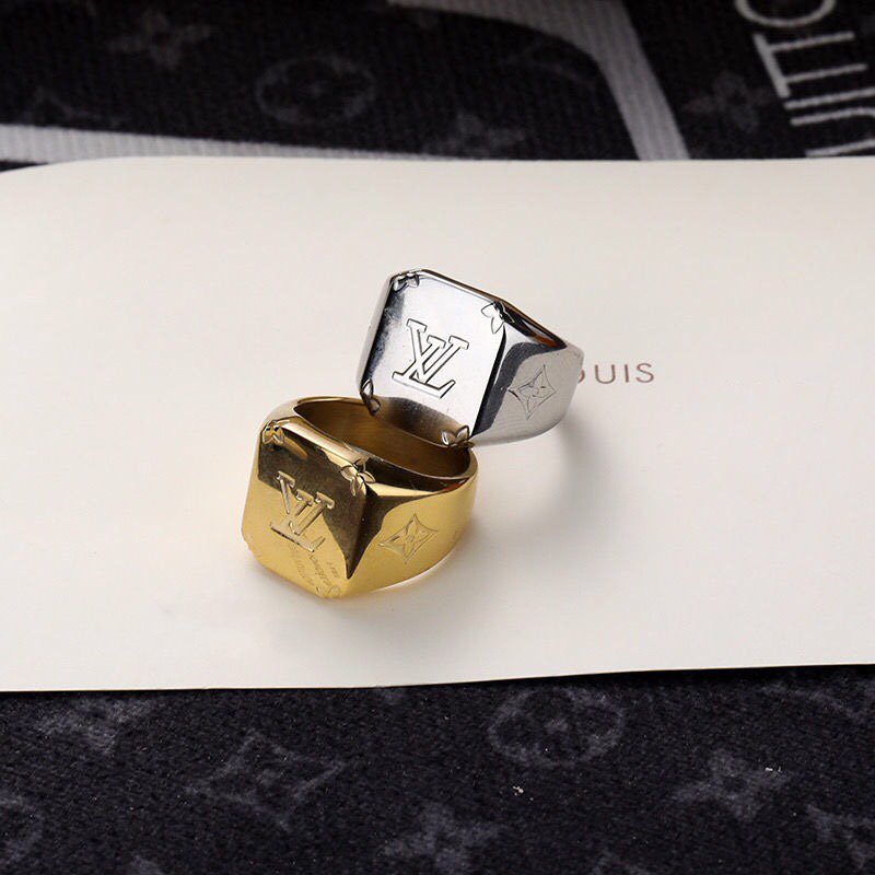 LV SIGNET LOGO RING