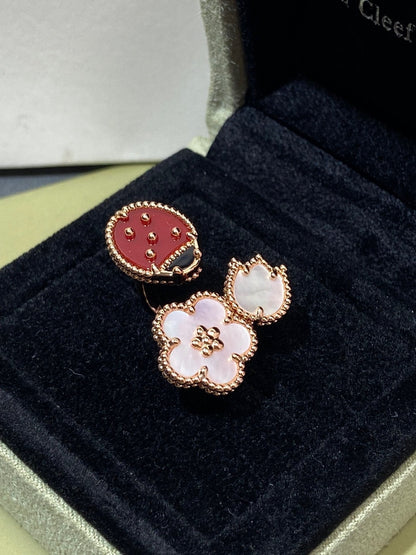 LUCKY SPRING 3 MOTIF PINK GOLD RING