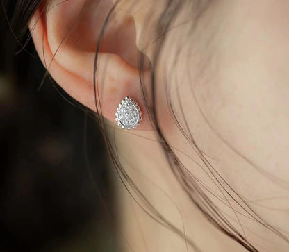 BOHEME DIAMOND STUD EARRINGS