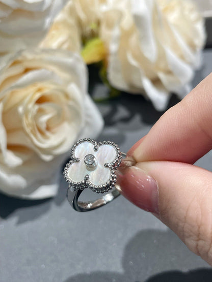 CLOVER SILVER MOP DIAMOND RING