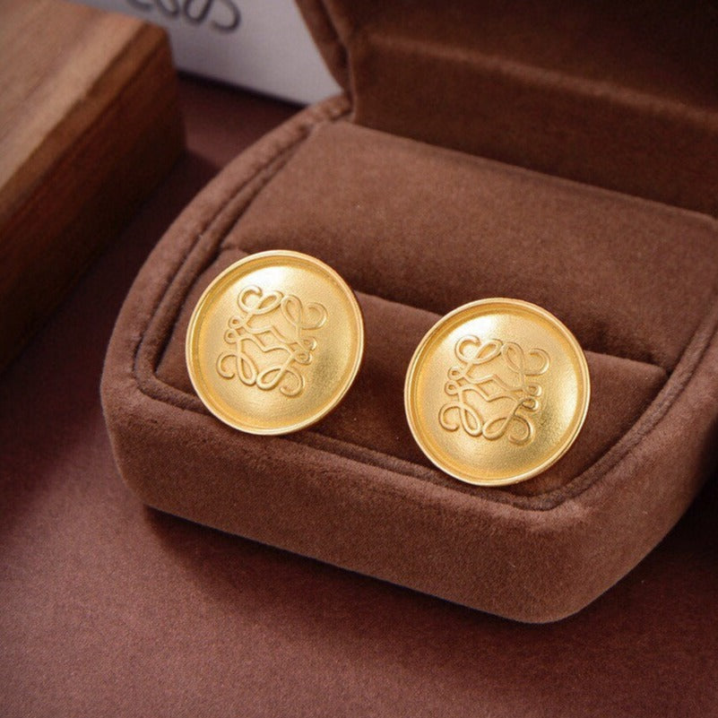 CIRCLE ANAGRAM GOLD STUD EARRINGS