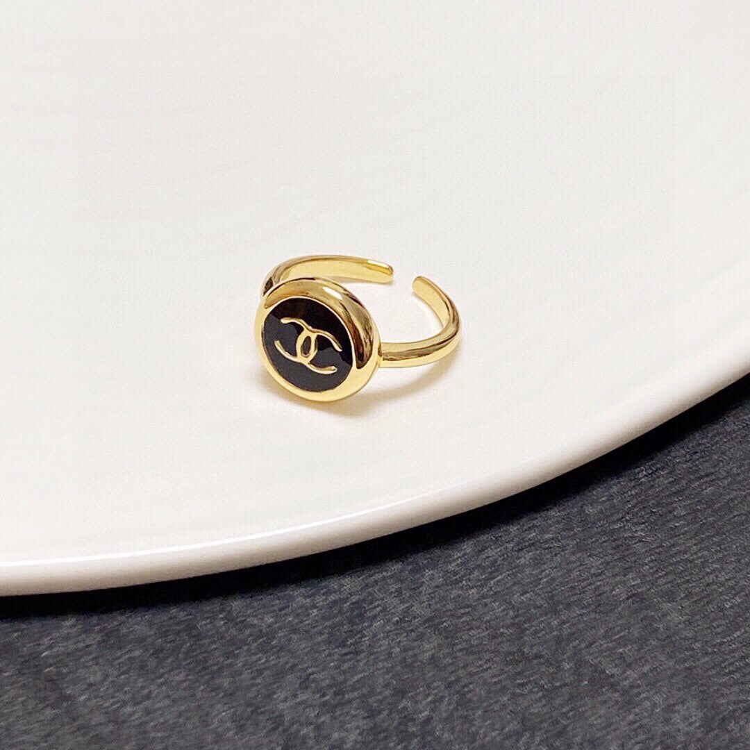 CC GOLD BLACK ENAMEL OPEN RING