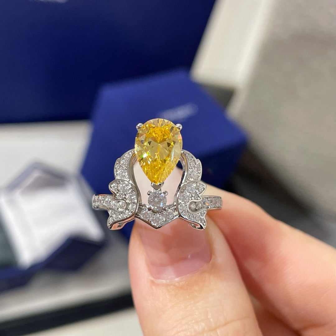 SOIR DE FETE YELLOW DIAMOND SILVER RING