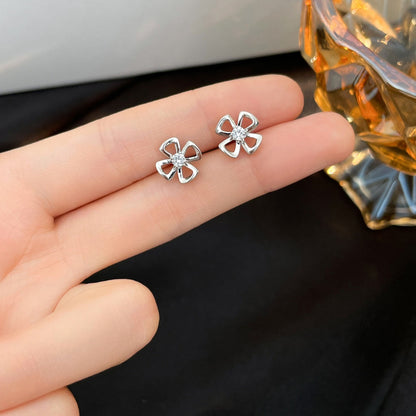 FIOREVER MINI DIAMOND STUD EARRINGS