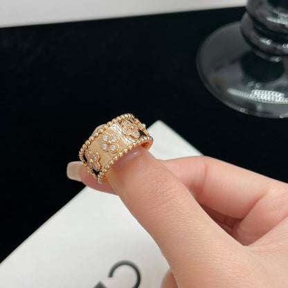 PERLEE DIAMOND LARGE RING