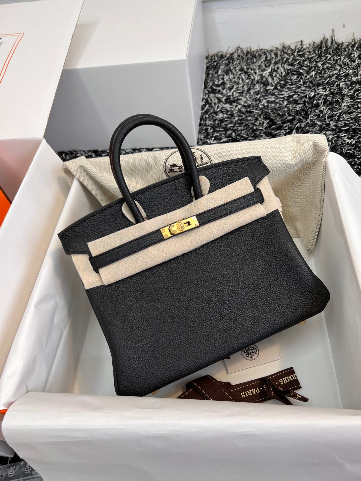 HM BIRKIN 25CM BLACK TOGO LEATHER GOLD HARDWARE