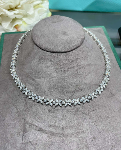 VICTORIA LINK MIXED CLUSTER SILVER DIAMOND NECKLACE