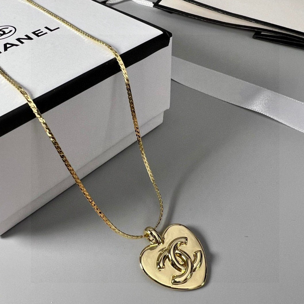 CC HEART LIGHT GOLD NECKLACE