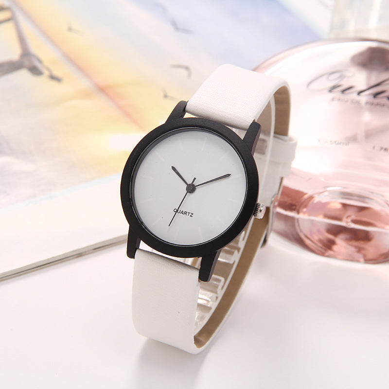 Chic Women's Casual Quartz Wristwatch - Elegant Fashion Timepiece