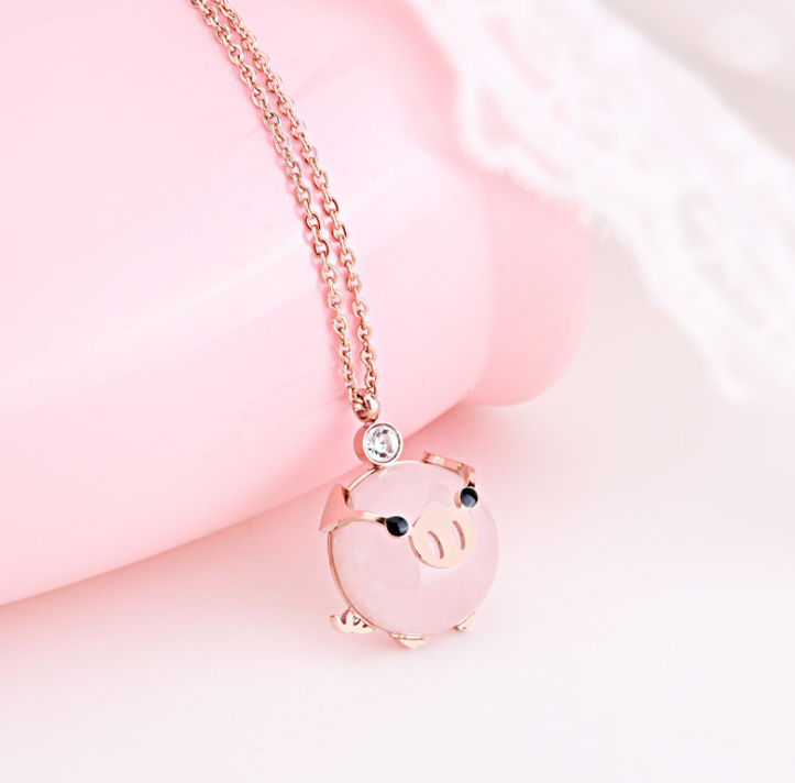 Rich pig clavicle chain cute animal  pig necklace