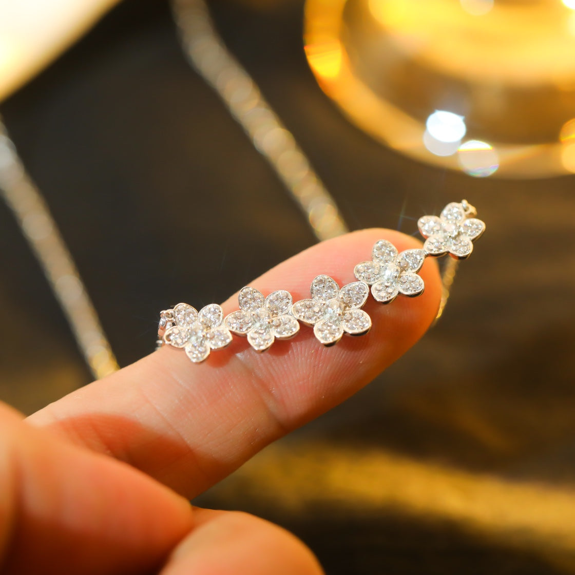 wild flower diamond line pendant