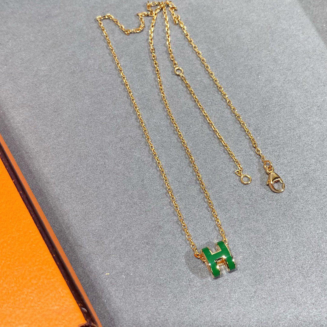 POP H GREEN NECKLACE SILVER AND GOLD