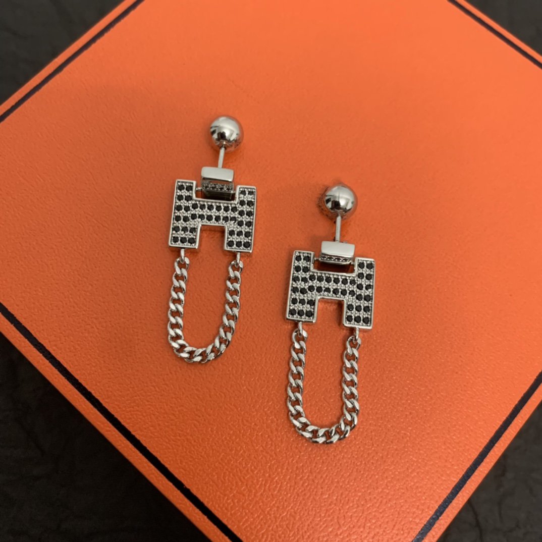 HM SILVER BLACK DIAMOND EARRINGS