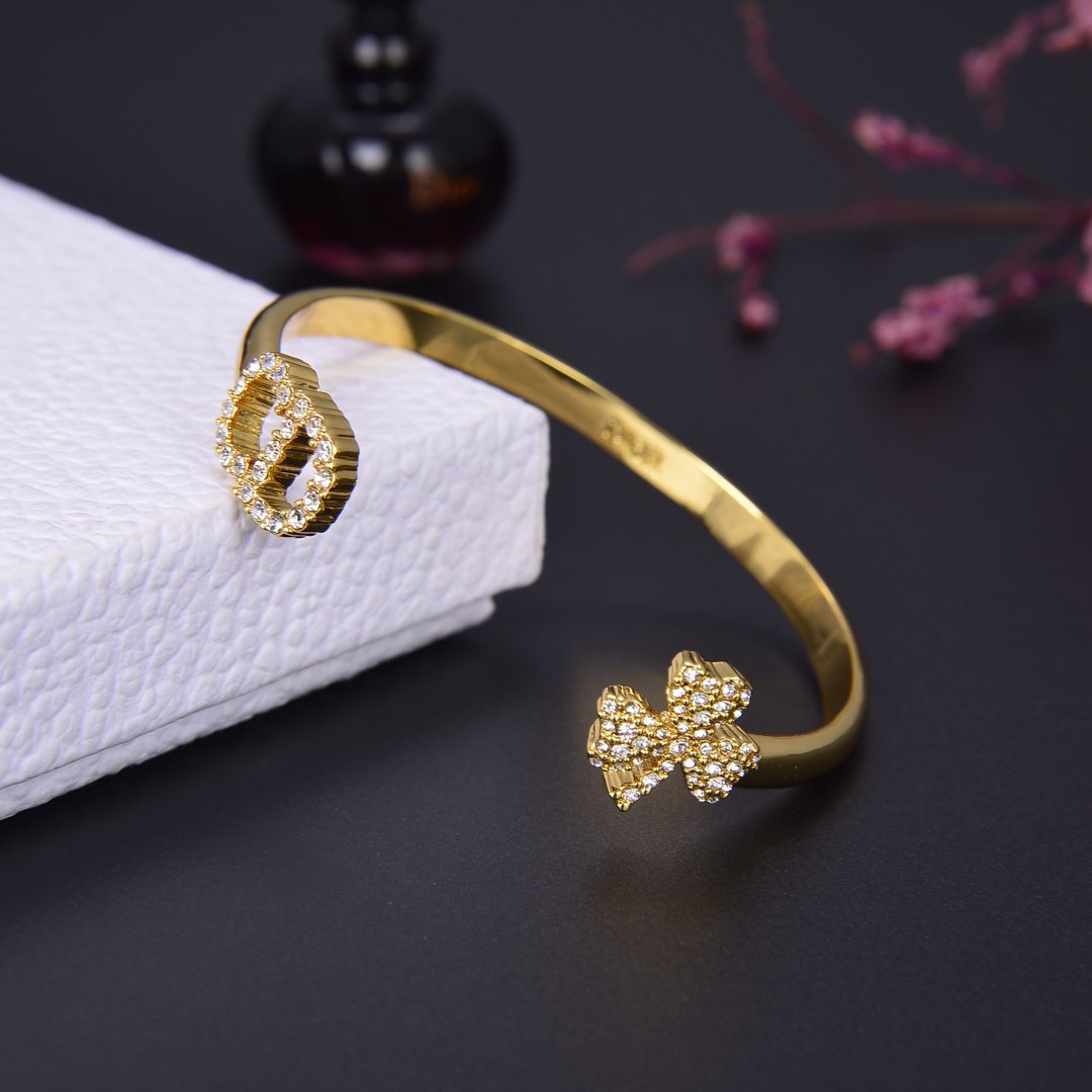 CD CLOVER CUFF BRACELET GOLD DIAMOND