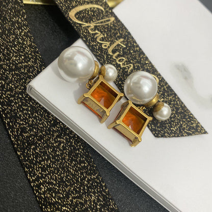 CD PEARL EARRINGS GOLD DIAMOND