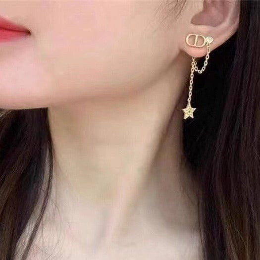 PETIT CD STAR GOLD DIAMOND EARRINGS