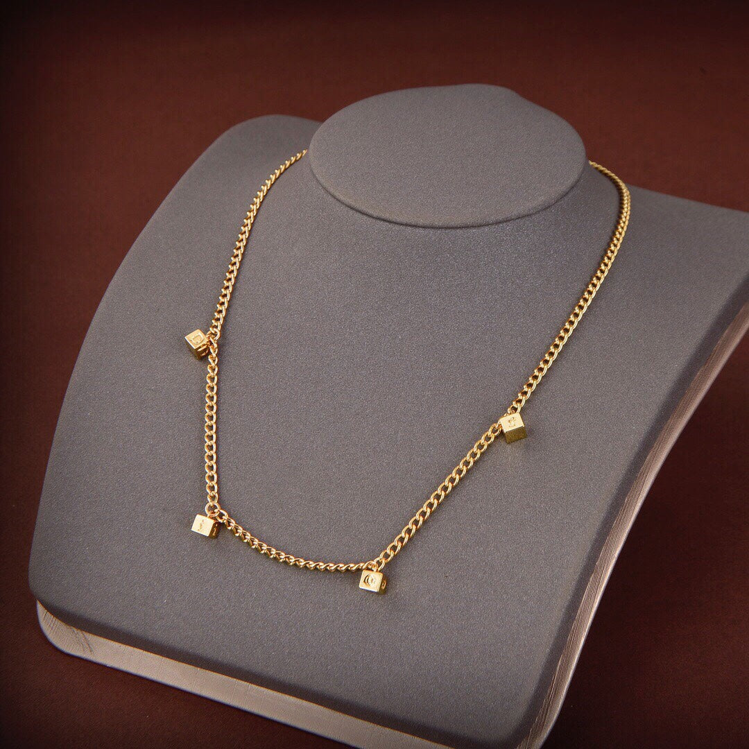 CD GOLD NECKLACE