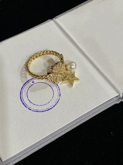 STAR PEARL CLOVER GOLD DIAMOND RING