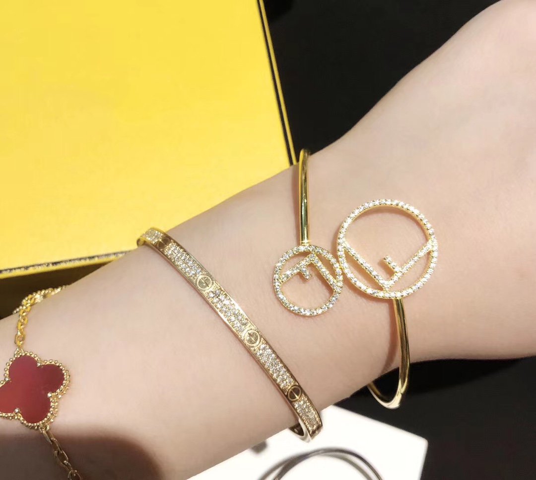 DOUBLE F GOLD DIAMOND BRACELET