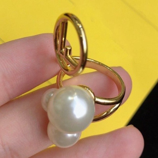 F PEARL GOLD RING