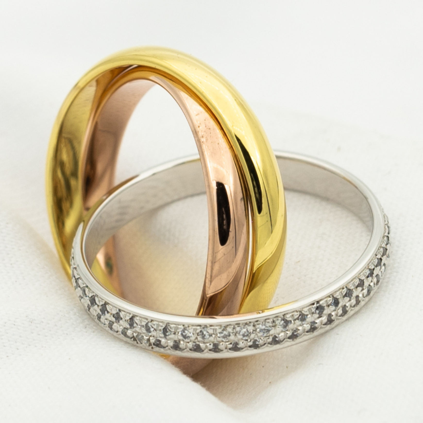 TRINITY RING GOLD PINK GOLD SILVER DIAMONDS