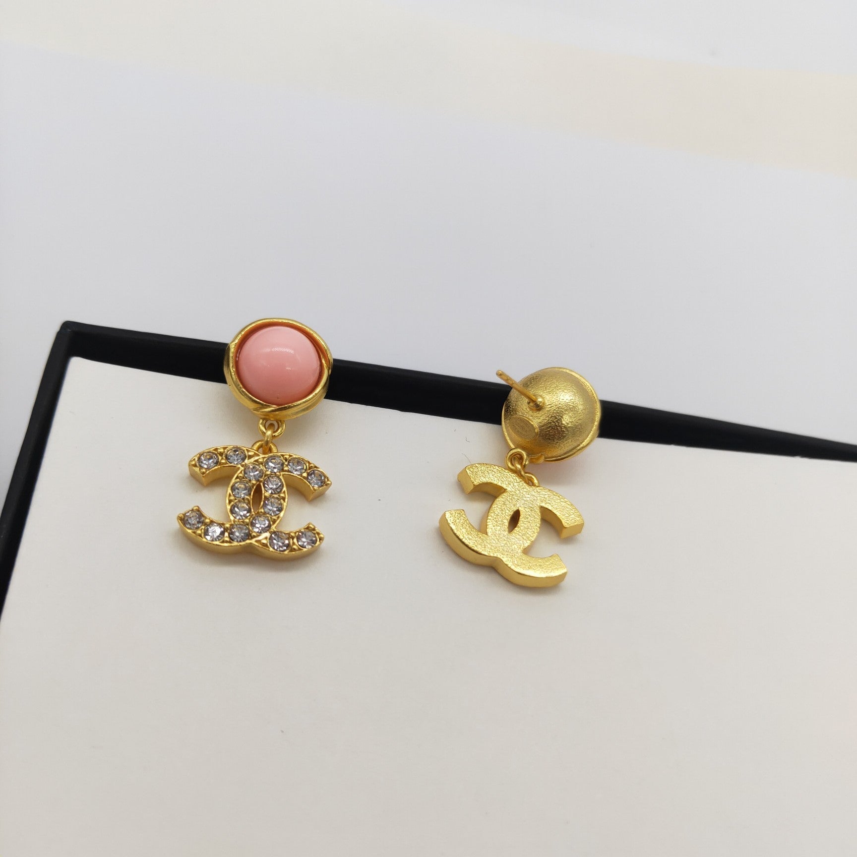 DOUBLE C DIAMOND GOLD EARRINGS