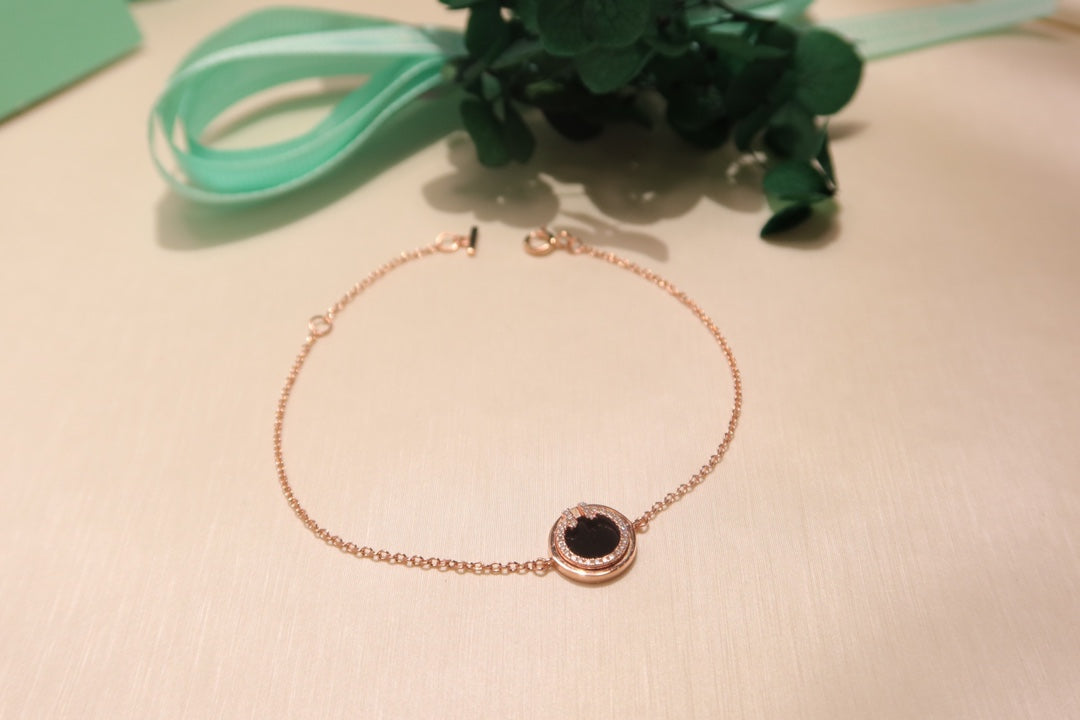 DIAMOND CIRCLE PINK GOLD BRACELET