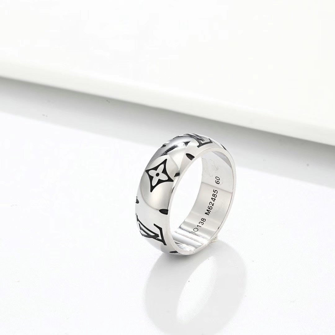 LV SILVER MONOGRAM RING